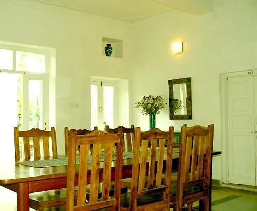 Hotel Hibiscus Udaipur